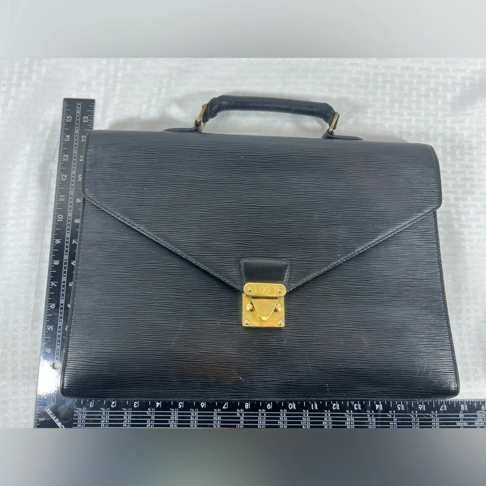 3040: Louis Vuitton Epi Serviette Fermoir Briefcase Black
